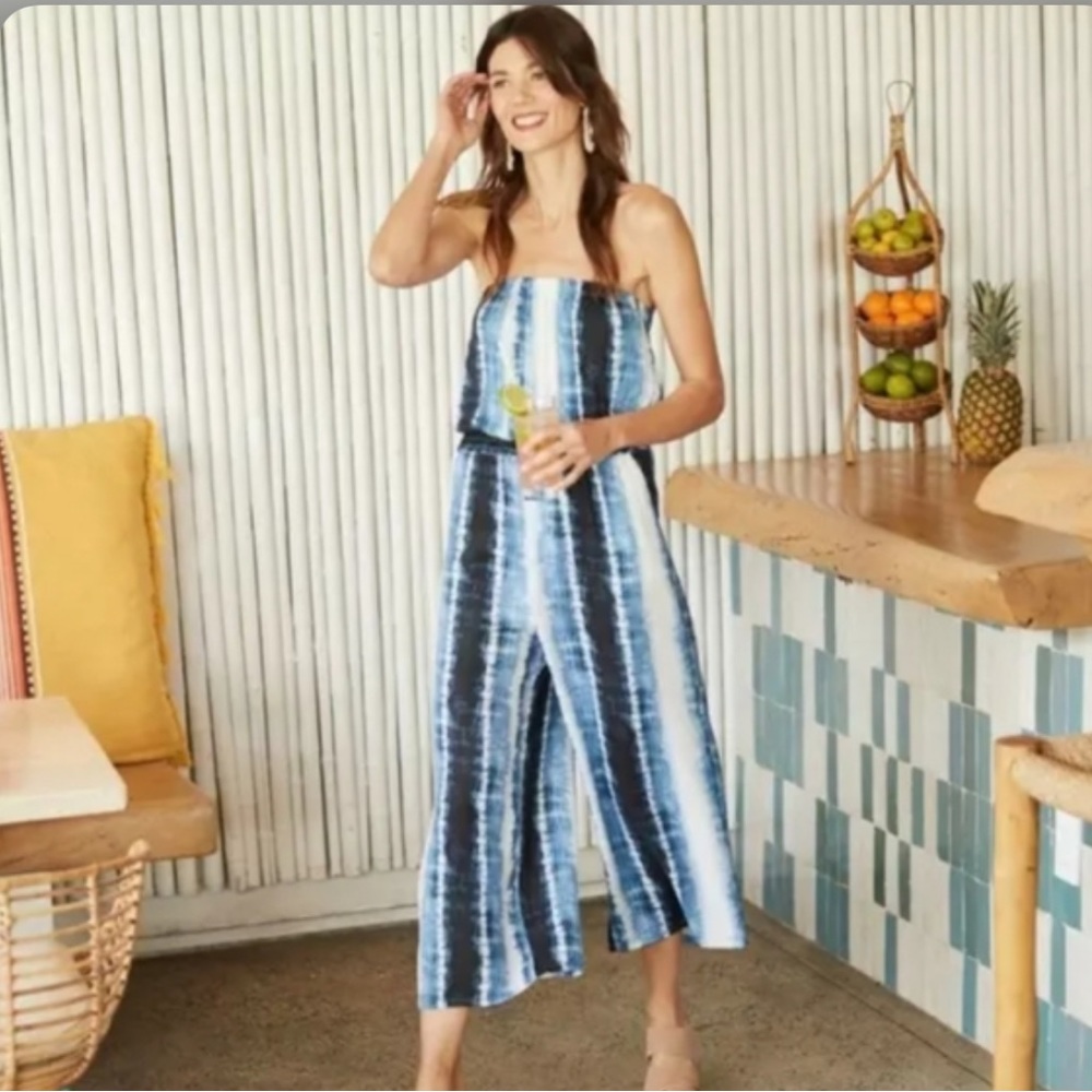 Evereve strapless tie dye jumpsuit with elastic waist band